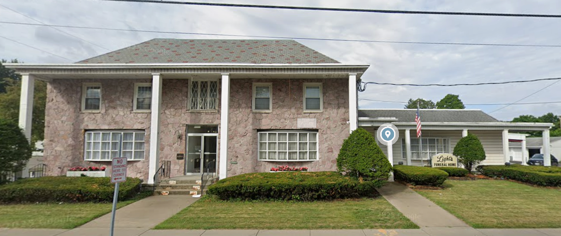 Light's Funeral Home gallery image 4