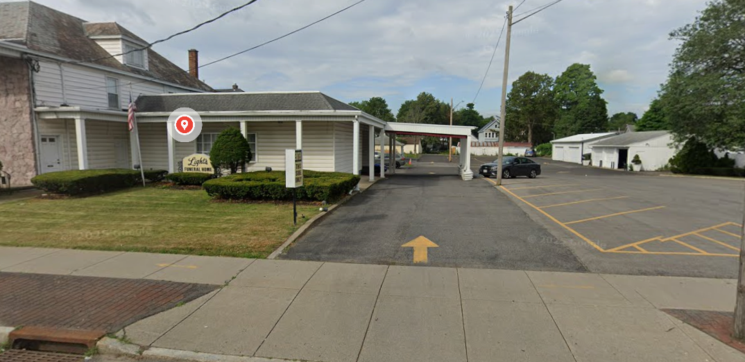 Light's Funeral Home gallery image 3